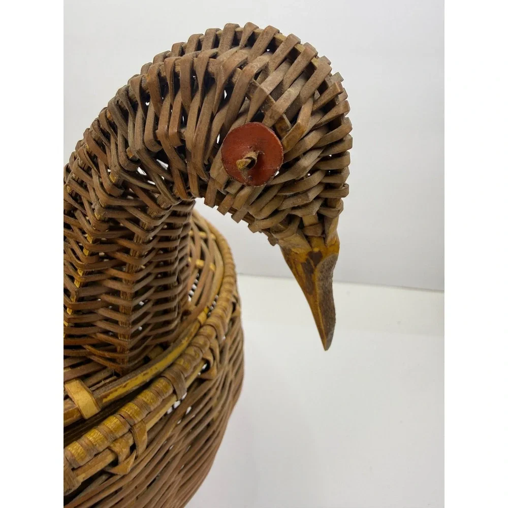 Vintage Woven Wicker Turkey Duck Basket with Lid Farmhouse Rattan Decor